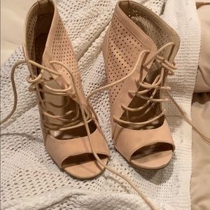Pink wedges